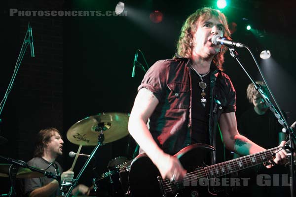 NEW MODEL ARMY - 2006-12-15 - PARIS - La Maroquinerie - 